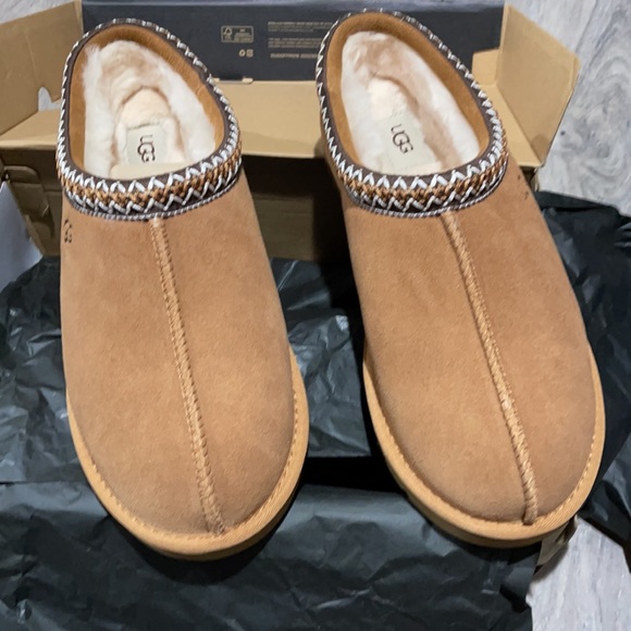 Ugg slippers